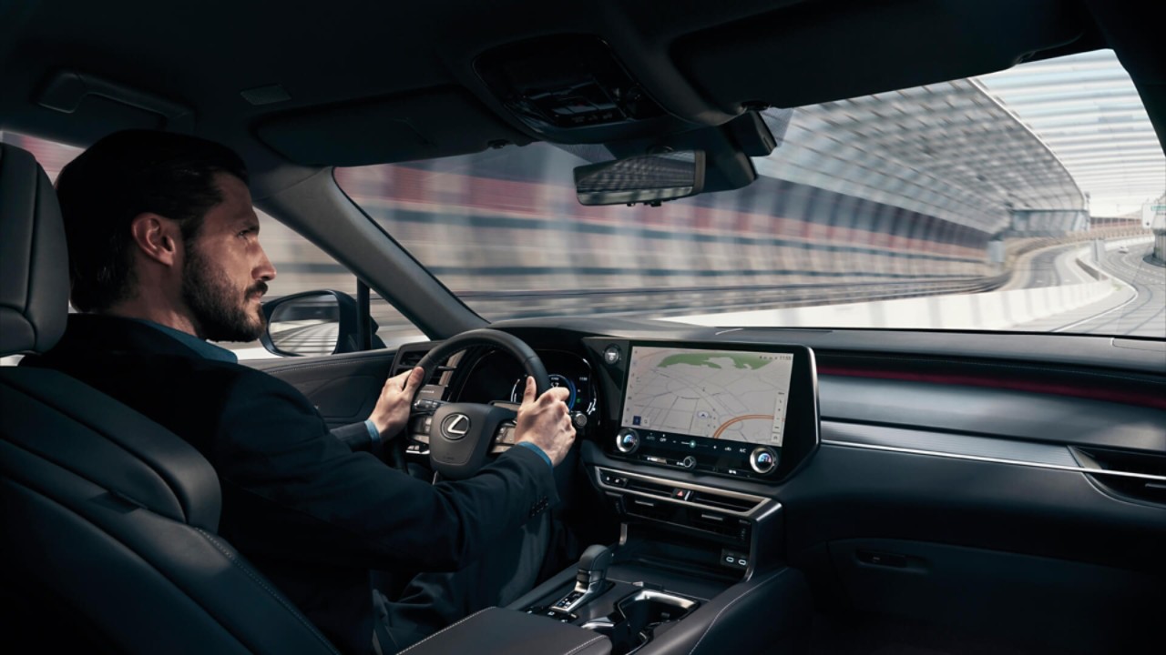 Lexus RX Cockpit